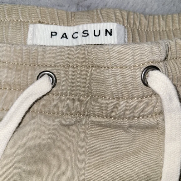 Pacsun Volley 6 Inch Shorts Size Medium Khaki Pull On Drawstring - Picture 9 of 16